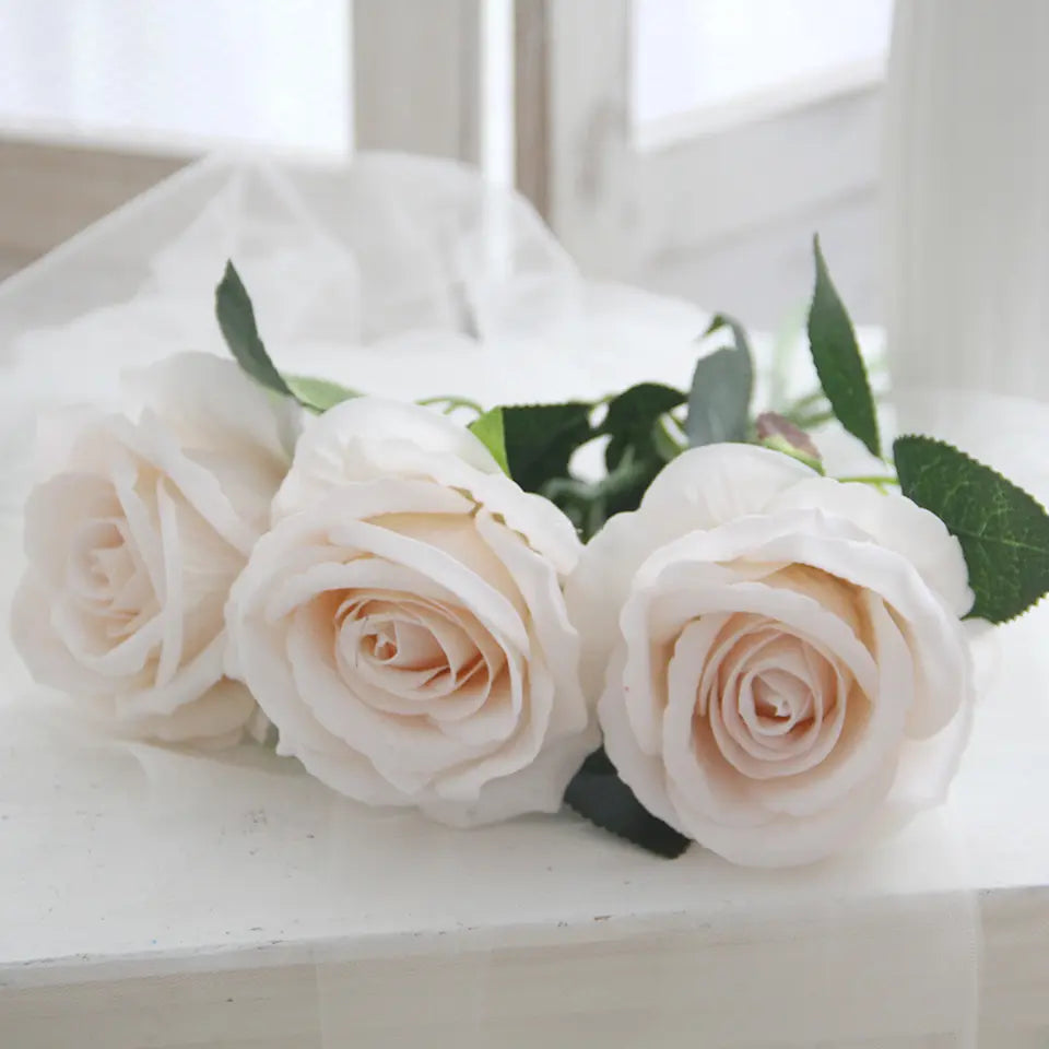 KING 12 Rose Artificial Flowers, White Silk Roses with Stems Realistic Fake Rose Flower Bouquets for Wedding Arrangement Centerpieces Party Home Table Decorations